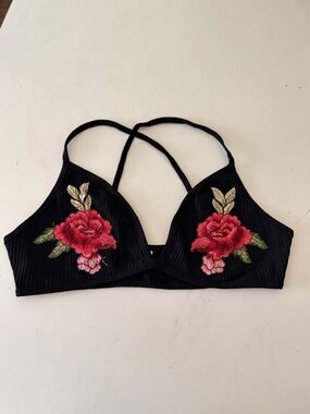 Fashion Nova Black Ribbed Bralette with Red Rose Appliqués